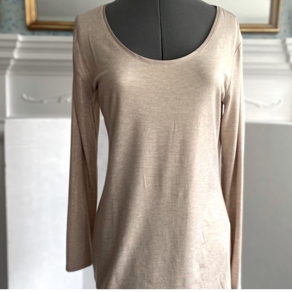 White House Black Market Tops - White House Black Market Small Gold Shimmer Top